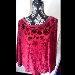 Off-the-shoulder 70’s inspired floral top